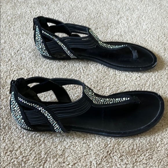 Sandals - Picture 7 of 8